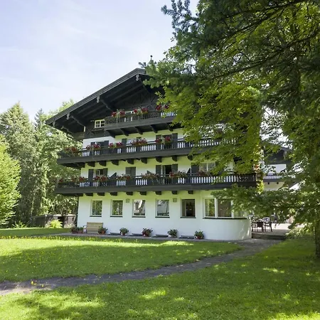 게스트하우스 Haus Auerbach 2*