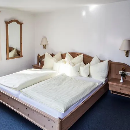 Haus Auerbach Pensionat 2*