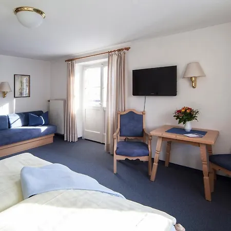 Haus Auerbach Guest house